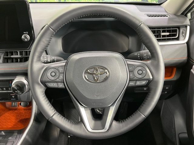 �y�����v�����X�e�A�����O�z�㎿�Ȋv���g�p���邱�ƂŁA��ɂ����������݂ƂĂ��^�]���₷���n���h���ł���