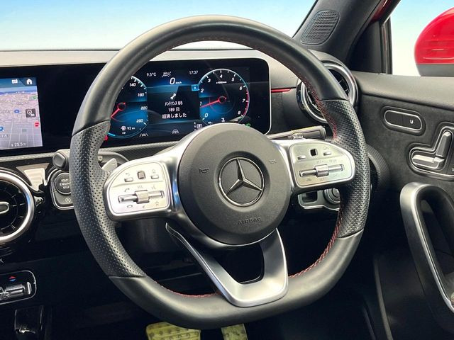 ���n���h�����̃X�������Ȃ��A���ꂢ�ȏ�Ԃ��ێ����Ă���܂��B�e�X�C�b�`���̓�����m�F�ς݂ł��B