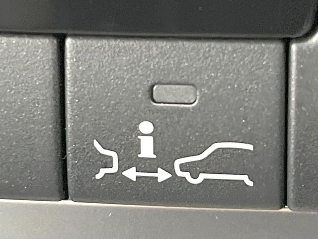 ���v���N���b�V���Z�[�t�e�B�V�X�e��:�i�H��̐�s�Ԃ��Q���Ȃǂ��~���g���[�_�[�Ō��o���A�Փ˂���\���������Ɣ��f�����ꍇ�Ɍx���u���[�L�̐���ɂ��Փˉ�����x�����܂��B