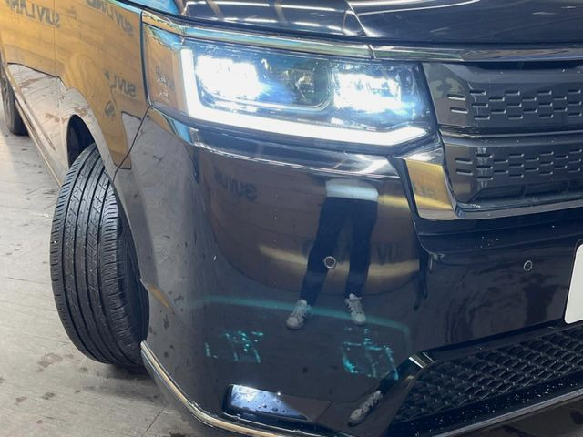 �y�V�[�P���V�����^�[�������v�t��LED�w�b�h���C�g�z�l�C�́w�����E�B���J�[�x�t����LED�w�b�h���C�g�𑕔��􍂋����͂������A�_�����͑��݊������Ղ�ő��Ԃ�����F������₷�����S�ł��B