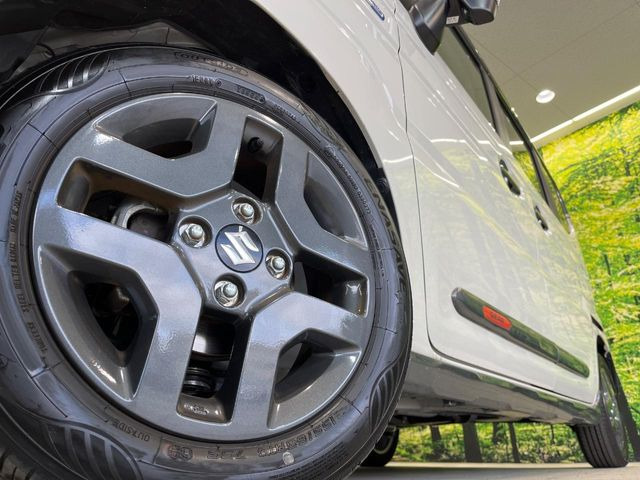 �y����14�C���`�A���~�z�C�[���z�O�ςɃ}�b�`���������A���~�z�C�[���𑕒����Ă���܂��B�e��ЊO�A���~�z�C�[����A�X�^�b�h���X�^�C�����戵�����Ă���܂��B���񂲑��k����������