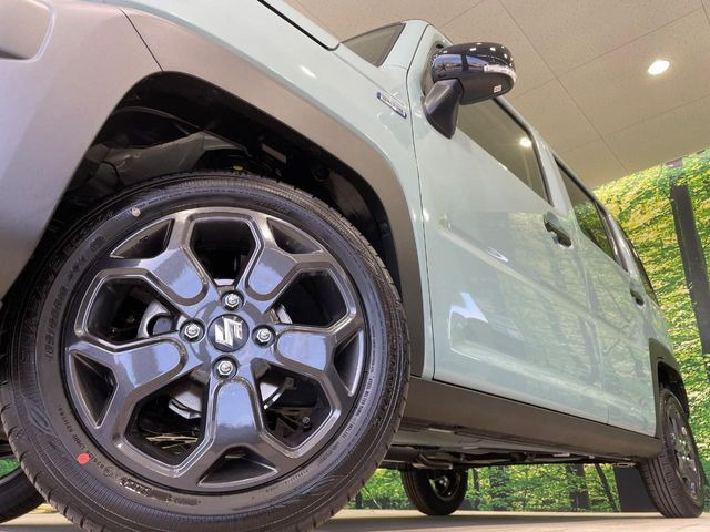 �y����15�C���`�A���~�z�C�[���z�O�ςɃ}�b�`���������A���~�z�C�[���𑕒����Ă���܂��B�e��ЊO�A���~�z�C�[����A�X�^�b�h���X�^�C�����戵�����Ă���܂��B���񂲑��k����������