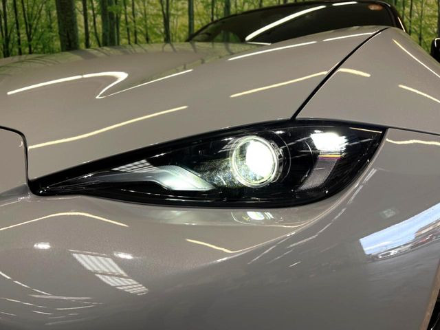 �yLED�w�b�h���C�g�z���V����ԑ��s�����ǍD�Ȏ��E���m�ۂ����S���ĉ^�]�ł��鍂�P�xLED�w�b�h���C�g�𑕔�!�_�����x�������A����d�͂��}�����Ă��܂��B