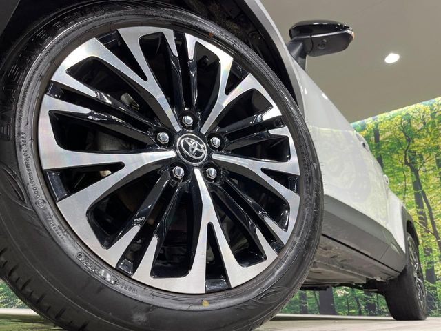 �y����18�C���`�A���~�z�C�[���z�O�ςɃ}�b�`���������A���~�z�C�[���𑕒����Ă���܂��B�e��ЊO�A���~�z�C�[����A�X�^�b�h���X�^�C�����戵�����Ă���܂��B���񂲑��k����������