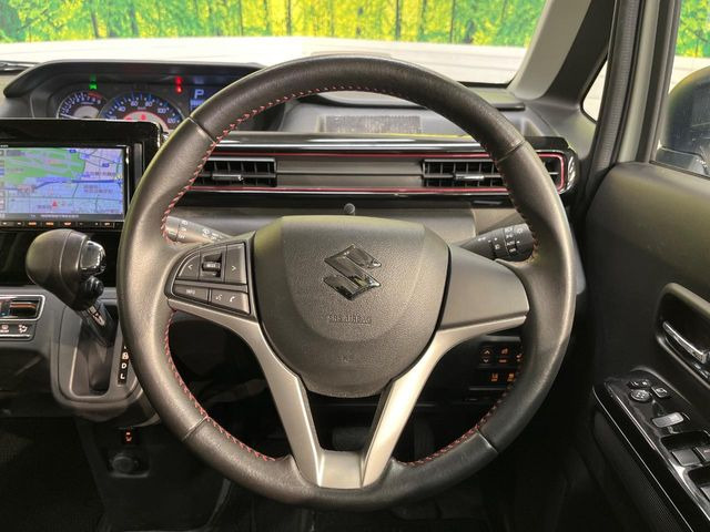 �y�����v�����X�e�A�����O�z�㎿�Ȋv���g�p���邱�ƂŁA��ɂ����������݂ƂĂ��^�]���₷���n���h���ł���