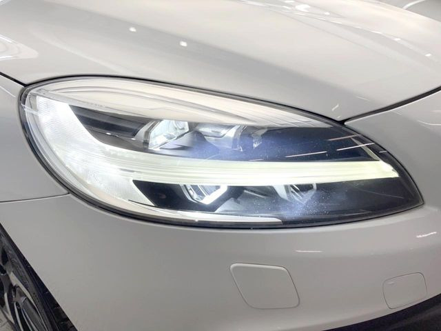 ��LED�w�b�h���C�g:��ԑ��s�����ǍD�Ȏ��E���m�ۂ����S���ĉ^�]�ł��鍂�P�xLED�w�b�h���C�g�𑕔�!�_�����x�������A����d�͂��}�����Ă��܂��B