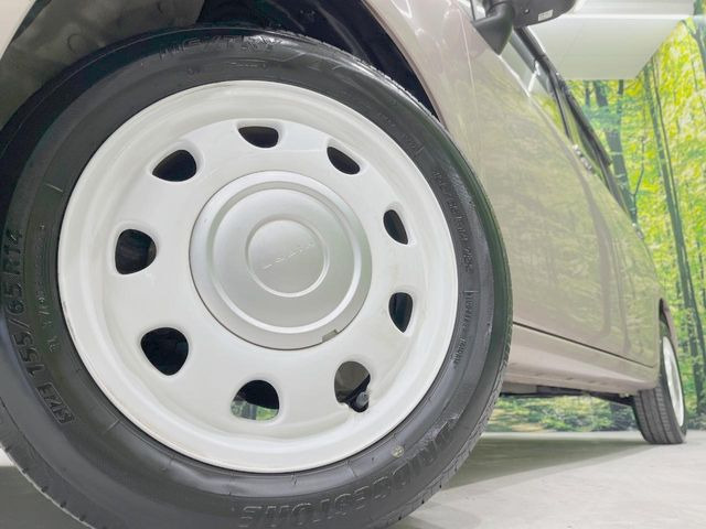 �y����14�C���`�A���~�z�C�[���z�O�ςɃ}�b�`���������A���~�z�C�[���𑕒����Ă���܂��B�e��ЊO�A���~�z�C�[����A�X�^�b�h���X�^�C�����戵�����Ă���܂��B���񂲑��k����������