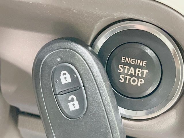 �y�L�[���X�X�^�[�g�V�X�e���z�J�o����|�P�b�g�ɓ��ꂽ�܂܂ł��h�A�̎{���E�������\�ȃX�}�[�g�L�[�𑕔��B�G���W���̃I���E�I�t�����J�M�����o���K�v����������Ƃ��Ă��֗��ł���