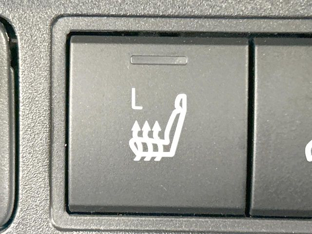 �y�V�[�g�q�[�^�[�z�������ɏd�󂷂�V�[�g�q�[�^�[!�G�A�R����葁�����܂��Ă����̂Ŋ�����̐l�����S�ł��ˁ�G�A�R���̉����͊������邩����A�Ƃ������ɂ����������߂ł��B