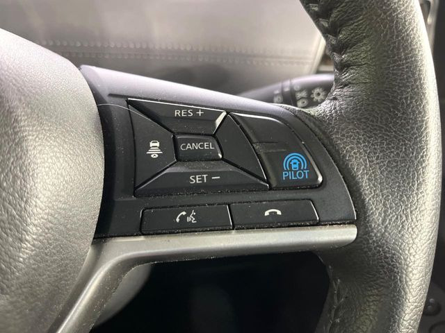 【プロパイロット】高速道路での長距離走行が楽に!!渋滞時と巡回走行のシーンで、アクセル・ブレーキ・ステアリングを自動で制御し、長距離運転の負担を軽減してくれます♪