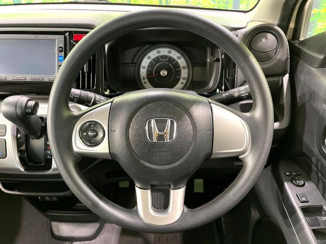 �y�X�e�A�����O�X�C�b�`�z�^�]���A�O������ڐ������炷���ƂȂ��A�I�[�f�B�I���̑��삪�\�ȕ֗��@�\!���S&���K�ȃh���C�u�����o���Ă���܂���