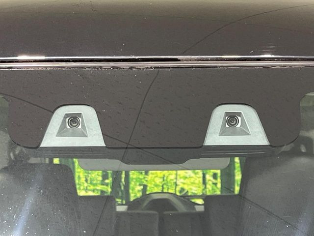 �y�X�Y�L �f���A���J�����u���[�L�T�|�[�g�z���s���ɑO���̎ԗ�����F�����A�Փ˂������Ȏ��͌x��ƃu���[�L�ŏՓˉ���Ɣ�Q�y�����A�V�X�g�B�����S�Ƀh���C�u�����y���݂��������܂��B