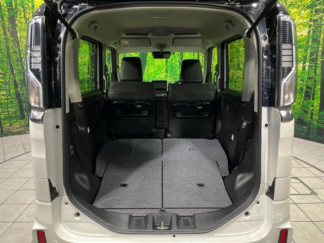 ���i�̂���������ʋ΁A���}���ɏ\���ȉ׎��X�y�[�X���m�ۂ��Ă���܂��B�Z�J���h�V�[�g��|���ƁA�傫�ȉו��̐ύڂ��\�ł���