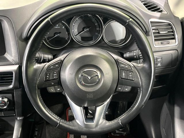 �y�����v�����X�e�A�����O�z�㎿�Ȋv���g�p���邱�ƂŁA��ɂ����������݂ƂĂ��^�]���₷���n���h���ł���