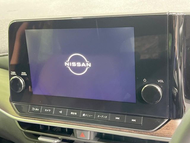 �y����9�^�i�r�z�l�C�̏����i�r�𑕔����Ă���܂��B�i�r�̎g���₷���͂������A�I�[�f�B�I�@�\���[��!�L�����v�◷�s�͂������A�ʋ΂┃�����ȂǕ��i�̃h���C�u���y�����Ȃ�͂���