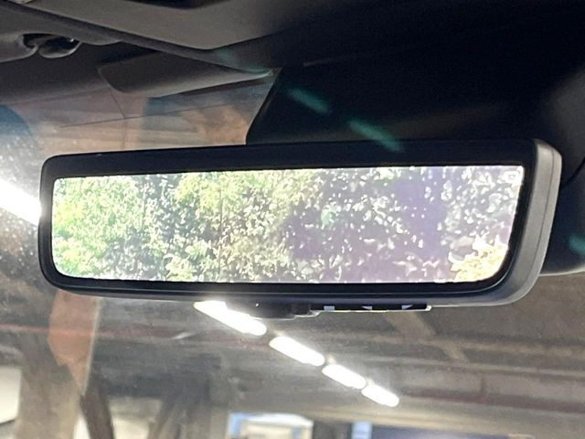 �y�f�W�^���C���i�[�~���[�z��Ȃ̑傫�ȉו��⓯��҂Ō�����m�F���Â炢���ł����S!�J�������B�e�����ԗ�����̉f�������[���~���[���ɕ\���B�N���A�Ȏ��E�ŏ󋵂̊m�F���\�ł�!