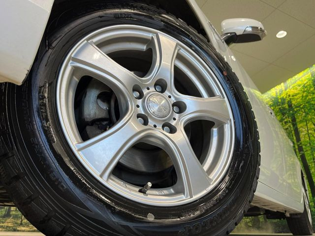 �y16�C���`�A���~�z�C�[���z�O�ςɃ}�b�`�����A���~�z�C�[���𑕒����Ă���܂��B�e��A���~�z�C�[����A�X�^�b�h���X�^�C�����戵�����Ă���܂��B���񂲑��k����������