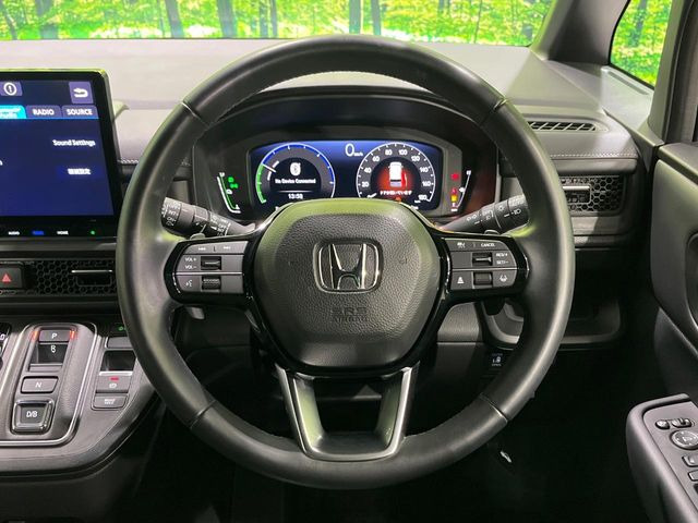 �y�����v�����X�e�A�����O�z�㎿�Ȋv���g�p���邱�ƂŁA��ɂ����������݂ƂĂ��^�]���₷���n���h���ł���