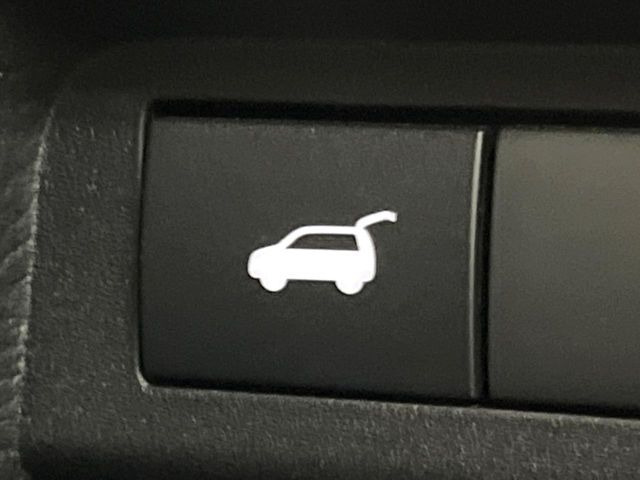 �y�p���[�o�b�N�h�A�z�X�}�[�g�L�[��^�]�Ȃ̃{�^�������������Ń��A�Q�[�g�������ŊJ���܂�!�ו��������Ă��鎞��A�����ʒu�ɂ���o�b�N�h�A��߂�ۂɕ֗��ȋ@�\�ł���