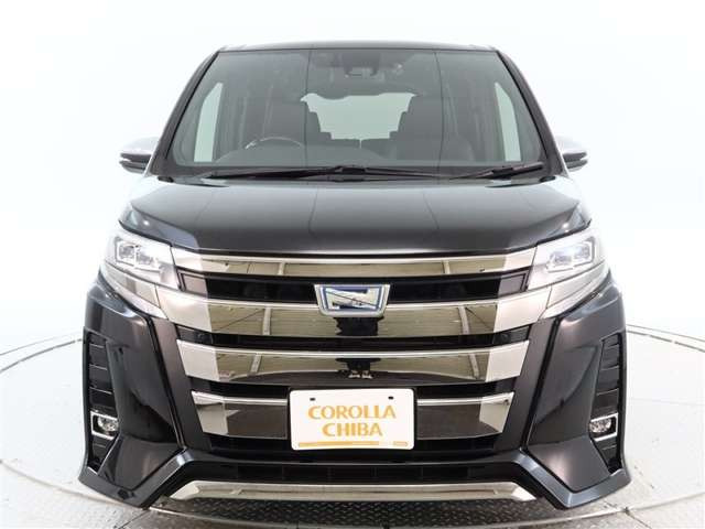 ノア1.8 ハイブリッド Si W×B II