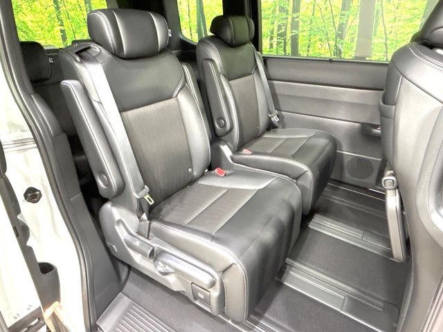 �y�n�[�t���U�[�V�[�g�z�������ƍ���S�n�𗼗������l�C�̃V�[�g���w�ʁE���ʂ̃t�@�u���b�N�f�ނ́A�ʋC���̗ǂ��⊊��ɂ����ɗD��Ă��܂��B�C���╞���ɍ��E���ꂸ���K�ɂ���肢�������܂��B