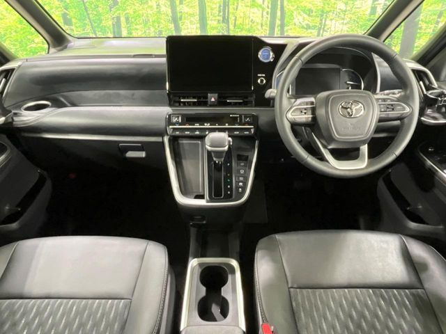 ノア1.8 ハイブリッド S-Z