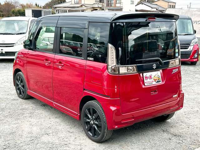 ���X�ł͌y�����Ԃ��畁�ʎԂ܂ŕ��L���I�[�����[�J�[�̎Ԏ�E�F�E�O���[�h��L�x�ɑ����Ă���܂��B