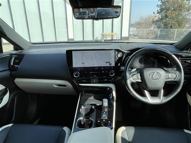 NX350h バージョンL