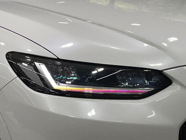 �yLED�w�b�h���C�g�z���V����ԑ��s�����ǍD�Ȏ��E���m�ۂ����S���ĉ^�]�ł��鍂�P�xLED�w�b�h���C�g�𑕔�!�_�����x�������A����d�͂��}�����Ă��܂��B