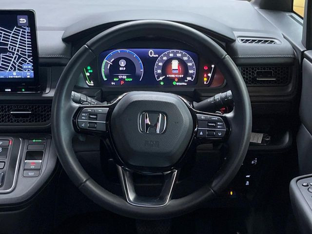 �y�����v�����X�e�A�����O�z�㎿�Ȋv���g�p���邱�ƂŁA��ɂ����������݂ƂĂ��^�]���₷���n���h���ł���