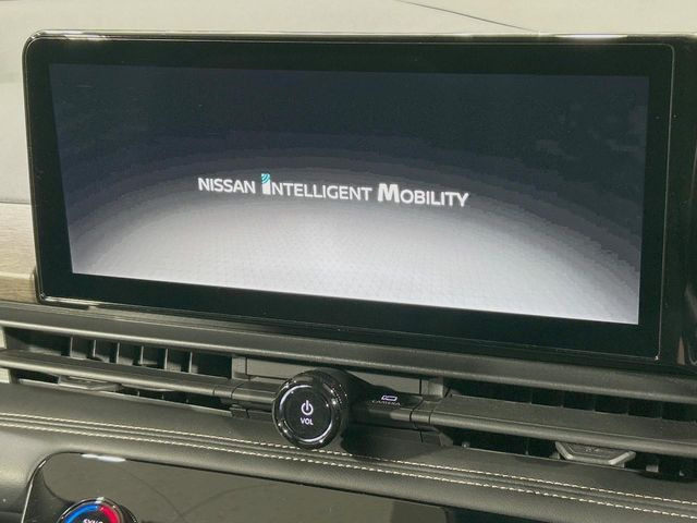 �y����12.3�C���`�i�r�z�l�C�̏����i�r�𑕔��B�I�[�f�B�I�@�\���[�����Ă���ABluetooth�ڑ�����΂������̃X�}�z��MP3�v���C���[�̉��y���Đ��\!�����̉^�]������Ɋy�����Ȃ�܂�!!