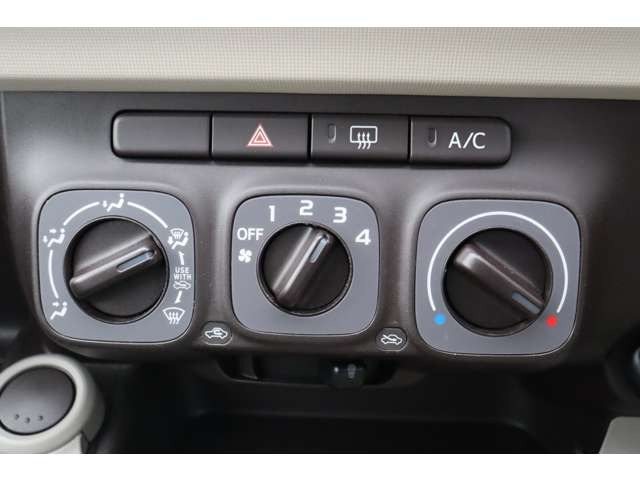 ��̓͂��₷�����ɊȒP�󒲃R���g���[���p�l����