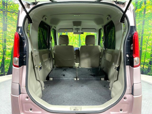 ���i�̂���������ʋ΁A���}���ɏ\���ȉ׎��X�y�[�X���m�ۂ��Ă���܂��B�Z�J���h�V�[�g��|���ƁA�傫�ȉו��̐ύڂ��\�ł���