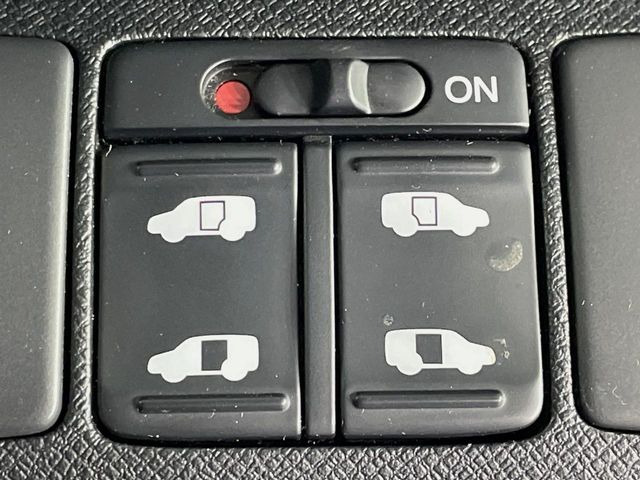 �y�����p���[�X���C�h�h�A�z�X�}�[�g�L�[��^�]�Ȃ̃X�C�b�`�Ō�ȗ����X���C�h�h�A�̊J���\���d��������͂����ăh�A���J����K�v�������A�����Ȃ��q�l�ł��ȒP�ɊJ���߂ł����K�ł���