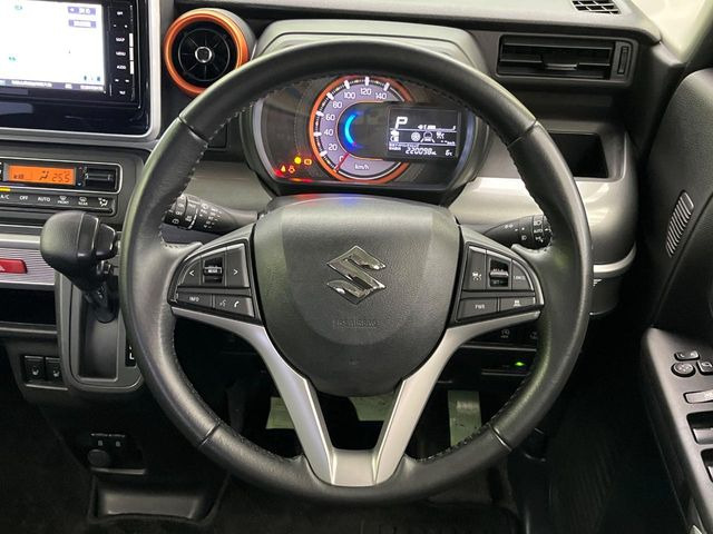 �y�����v�����X�e�A�����O�z�㎿�Ȋv���g�p���邱�ƂŁA��ɂ����������݂ƂĂ��^�]���₷���n���h���ł���