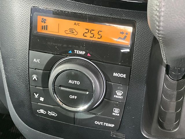 �y�I�[�g�G�A�R���z��x���D�݂̉��x�ɐݒ肷��΁A�ԓ��̉��x�����m�����ʂ≷�x�������Œ����B����&hellip;����&hellip;�Ɖ��x���X�C�b�`���������K�v�͂���܂���B���K�Ȏԓ���Ԃɂ͕K�{�̋@�\�ł��ˁ�