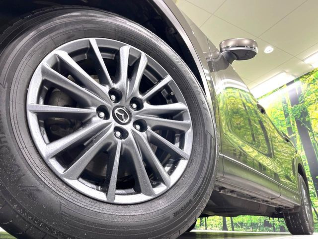 �y����17�C���`�A���~�z�C�[���z�O�ςɃ}�b�`���������A���~�z�C�[���𑕒����Ă���܂��B�e��ЊO�A���~�z�C�[����A�X�^�b�h���X�^�C�����戵�����Ă���܂��B���񂲑��k����������