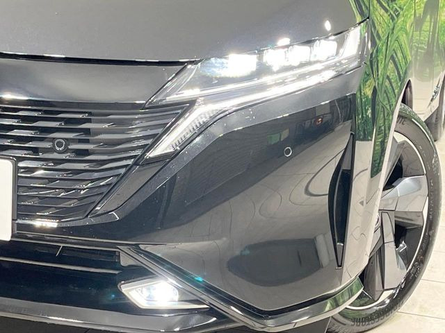 �yLED�w�b�h���C�g�z���V����ԑ��s�����ǍD�Ȏ��E���m�ۂ����S���ĉ^�]�ł��鍂�P�xLED�w�b�h���C�g�𑕔�!�_�����x�������A����d�͂��}�����Ă��܂��B