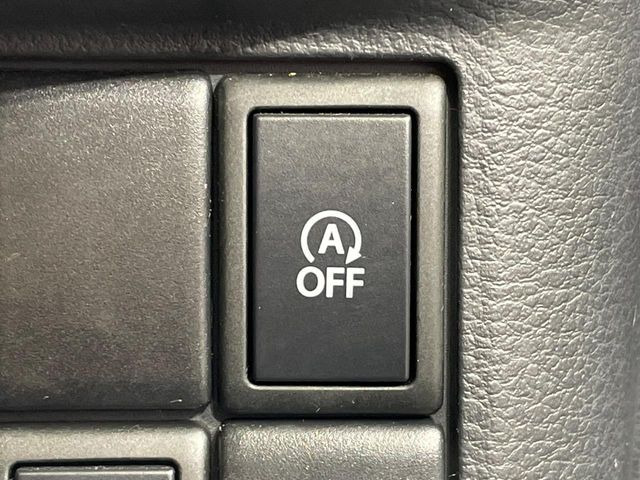 �y�A�C�h�����O�X�g�b�v�z�ԐM����a�؂Œ�Ԃ����ۂɃG���W�����~���A���ʂȔR���̏����}���܂��B�R��������ی�ɂȂ���@�\��G���W���̓u���[�L�𗣂��΍Ďn�����܂��B