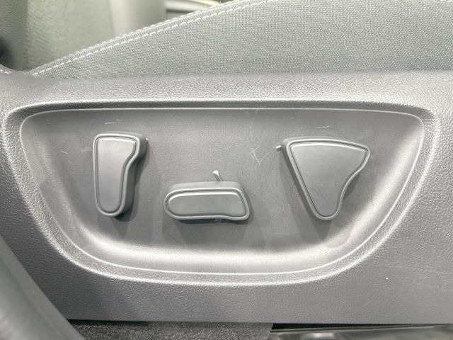 �y�p���[�V�[�g�z�X�C�b�`��ŊȒP�ɃV�[�g�̔��������\!�d��������͂�����܂���!���K�ȃV�[�g�|�W�V�����ɃZ�b�g���āA���K�ȃh���C�u�����y���݂��������B