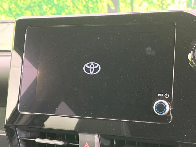 �y8�C���` �f�B�X�v���C�I�[�f�B�I�z���ʂ̃f�B�X�v���C��AppleCarPlay��AndroidAuto�����p�\�B�傫�ȉ�ʂŃX�}�z�i�r�A�v���������p���������܂���