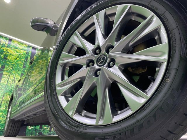 �y����19�C���`�A���~�z�C�[���z�O�ςɃ}�b�`���������A���~�z�C�[���𑕒����Ă���܂��B�e��ЊO�A���~�z�C�[����A�X�^�b�h���X�^�C�����戵�����Ă���܂��B���񂲑��k����������