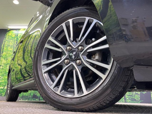 �y����15�C���`�A���~�z�C�[���z�O�ςɃ}�b�`���������A���~�z�C�[���𑕒����Ă���܂��B�e��ЊO�A���~�z�C�[����A�X�^�b�h���X�^�C�����戵�����Ă���܂��B���񂲑��k����������