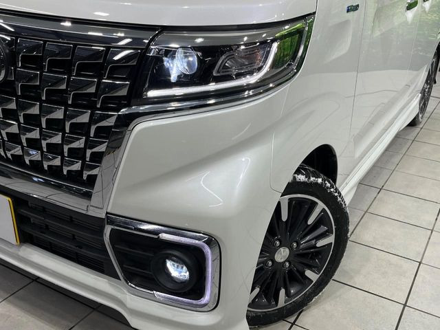 �yLED�w�b�h���C�g�z���V����ԑ��s�����ǍD�Ȏ��E���m�ۂ����S���ĉ^�]�ł��鍂�P�xLED�w�b�h���C�g�𑕔�!�_�����x�������A����d�͂��}�����Ă��܂��B