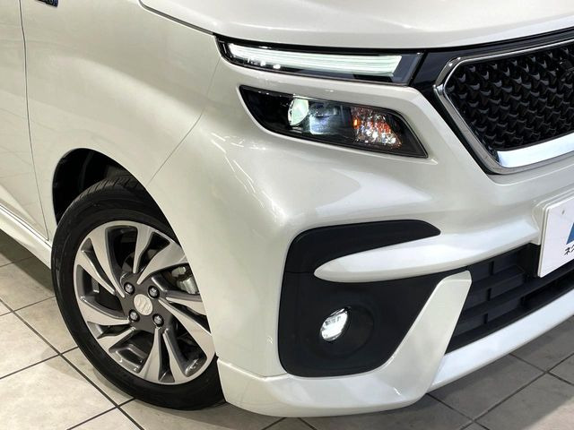 �yLED�w�b�h���C�g�z���V����ԑ��s�����ǍD�Ȏ��E���m�ۂ����S���ĉ^�]�ł��鍂�P�xLED�w�b�h���C�g�𑕔�!�_�����x�������A����d�͂��}�����Ă��܂��B