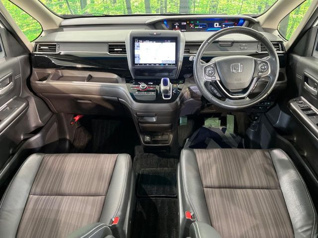 フリードハイブリッド