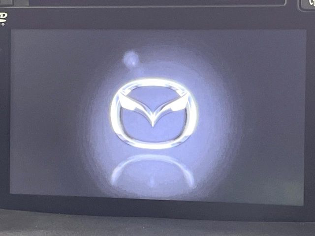 �y�����i�r�z�l�C�̏����i�r�𑕔����Ă���܂��B�i�r�̎g���₷���͂������A�I�[�f�B�I�@�\���[��!�L�����v�◷�s�͂������A�ʋ΂┃�����ȂǕ��i�̃h���C�u���y�����Ȃ�͂���