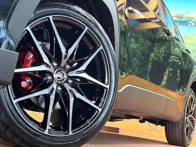 �y����19�C���`�A���~�z�C�[���z�O�ςɃ}�b�`���������A���~�z�C�[���𑕒����Ă���܂��B�e��ЊO�A���~�z�C�[����A�X�^�b�h���X�^�C�����戵�����Ă���܂��B���񂲑��k����������