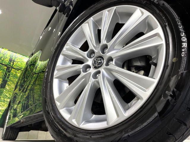 �y����18�C���`�A���~�z�C�[���z�O�ςɃ}�b�`���������A���~�z�C�[���𑕒����Ă���܂��B�e��ЊO�A���~�z�C�[����A�X�^�b�h���X�^�C�����戵�����Ă���܂��B���񂲑��k����������