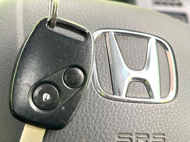 �y�L�[���X�z�������ꂽ�ꏊ����ł��{�^����Ńh�A�̊J���E�{�����ł���̂łƂ��Ă��֗�!�h�A�̌�������ɏ������邱�Ƃ�����܂����